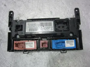 Foto de MANDO MULTIFUNCION PEUGEOT 307 (S1)(04.2001) 1.4 HDi (68 CV / 50 KW) referencia 96573322XA foto 6
