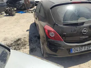 Foto de TUBO ESCAPE TRASERO OPEL CORSA D 1.2 16V CAT (Z 12 XEP / LB4) (80 CV / 59 KW)