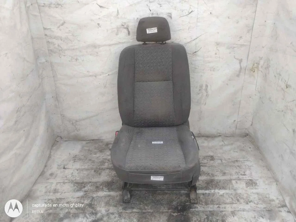 Foto de ASIENTO DELANTERO IZQUIERDO MITSUBISHI MONTERO (V20/V40) 2.8 Turbodiesel (125 CV / 92 KW)