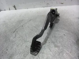 Foto de PEDAL FRENO PEUGEOT 208 1.2 12V e-VTi / PureTech (81 CV / 60 KW) referencia 9682171580 foto 5