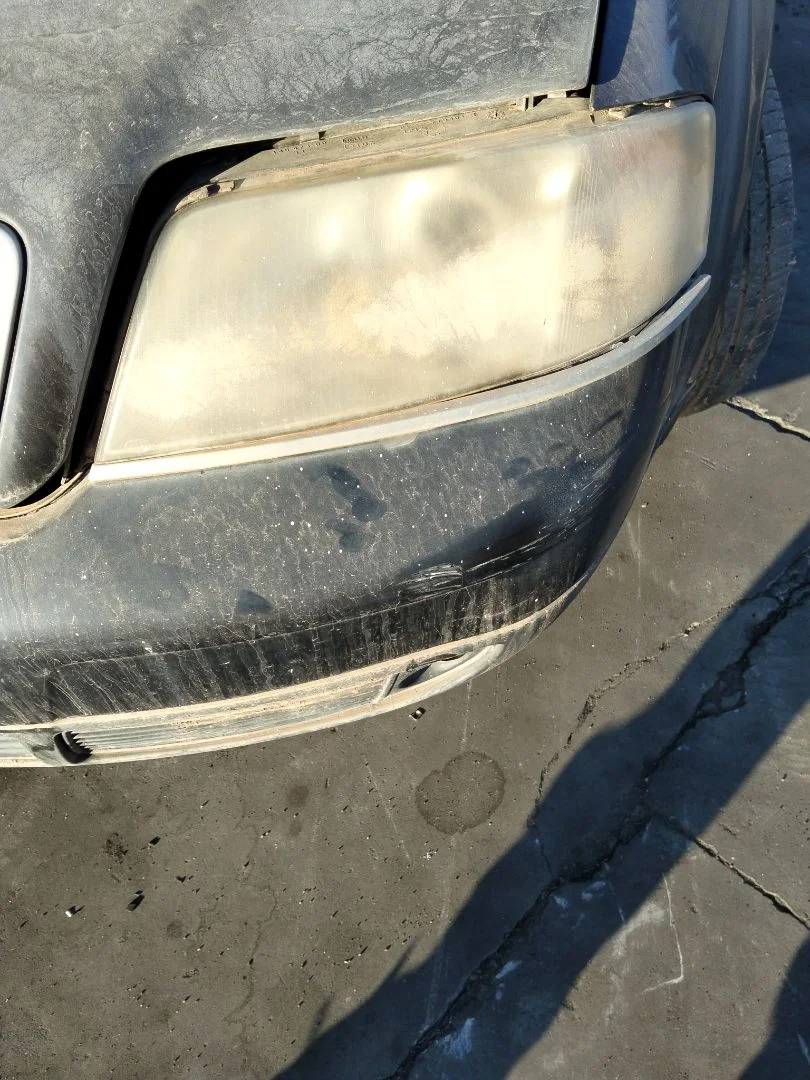 Foto de FARO IZQUIERDO AUDI A6 BERLINA (4B2) 1.8 20V Turbo (150 CV / 110 KW)