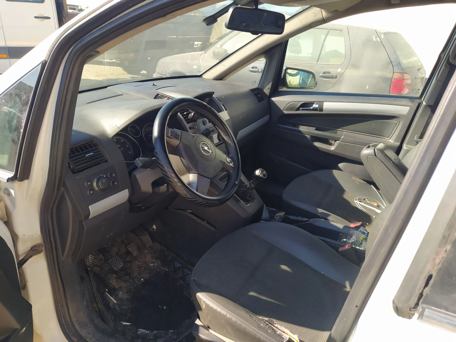 Foto de LUZ INTERIOR OPEL CORSA D 1.3 16V CDTI (75 CV / 55 KW) referencia 13126729