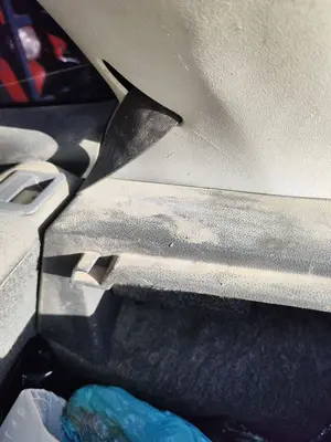 Foto de CINTURON SEGURIDAD TRASERO DERECHO VOLKSWAGEN POLO IV (9N3) 1.9 TDI (101 CV / 74 KW)