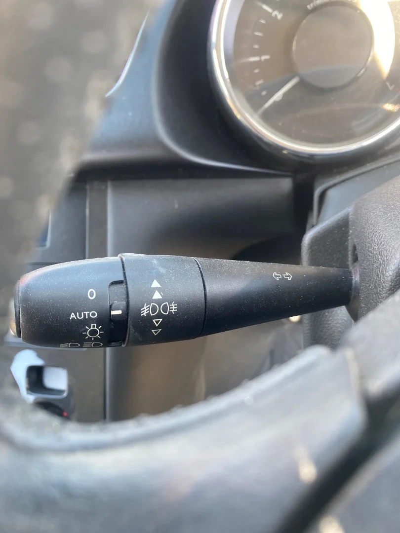 Foto de MANDO LUCES PEUGEOT 3008 1.6 16V (120 CV / 88 KW)