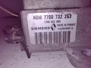 Foto de BOBINA ENCENDIDO RENAULT CLIO I FASE I / II (B/C57) referencia 7700732263 foto 3