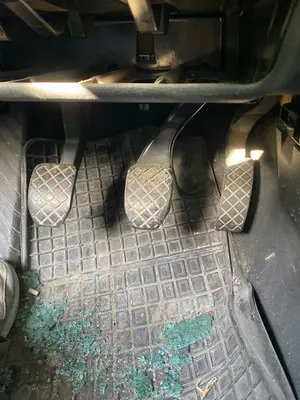 Foto de PEDAL FRENO AUDI A4 BERLINA (8E) 1.9 TDI (131 CV / 96 KW) referencia 8E1721140