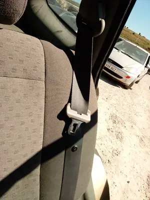 Foto de CINTURON SEGURIDAD TRASERO IZQUIERDO KIA RIO (BC) 1.3 CAT (75 CV / 55 KW)