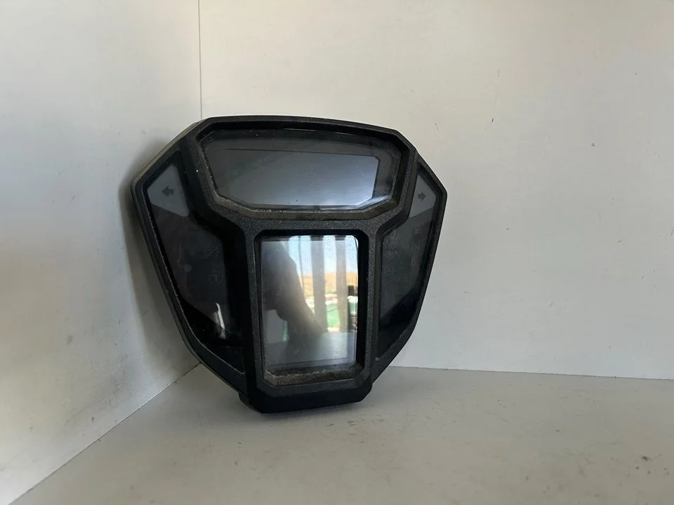 Foto de CUADRO INSTRUMENTOS VOGE SFIDA SR3 300