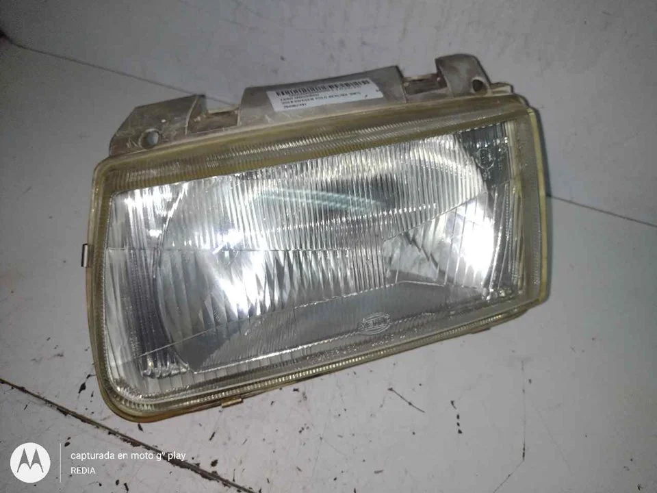 Foto de FARO IZQUIERDO VOLKSWAGEN POLO III (6N1) referencia 96249500