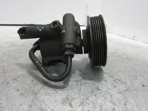 Foto de BOMBA DIRECCION SEAT AROSA (6H1) 1.0 (50 CV / 37 KW) referencia 6N0422155E foto 4