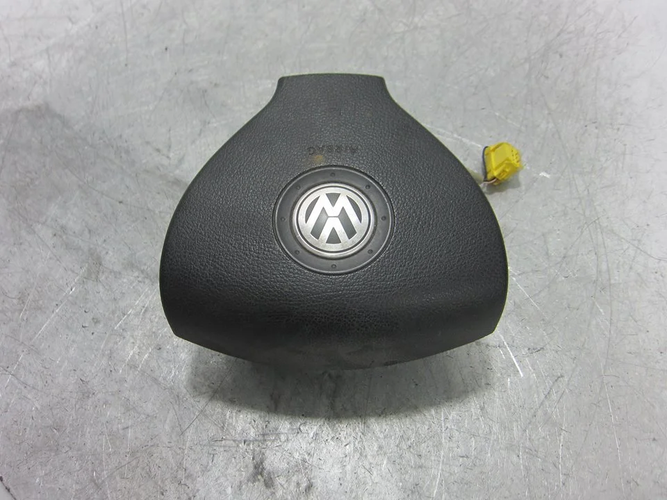 Foto de AIRBAG DELANTERO IZQUIERDO VOLKSWAGEN TOURAN (1T2) 1.9 TDI (105 CV / 77 KW) referencia 1K0880201BK