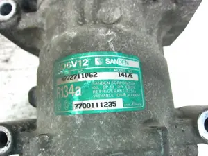 Foto de COMPRESOR AIRE ACONDICIONADO RENAULT CLIO II FASE I (B/CB0) referencia 7700111235 foto 3