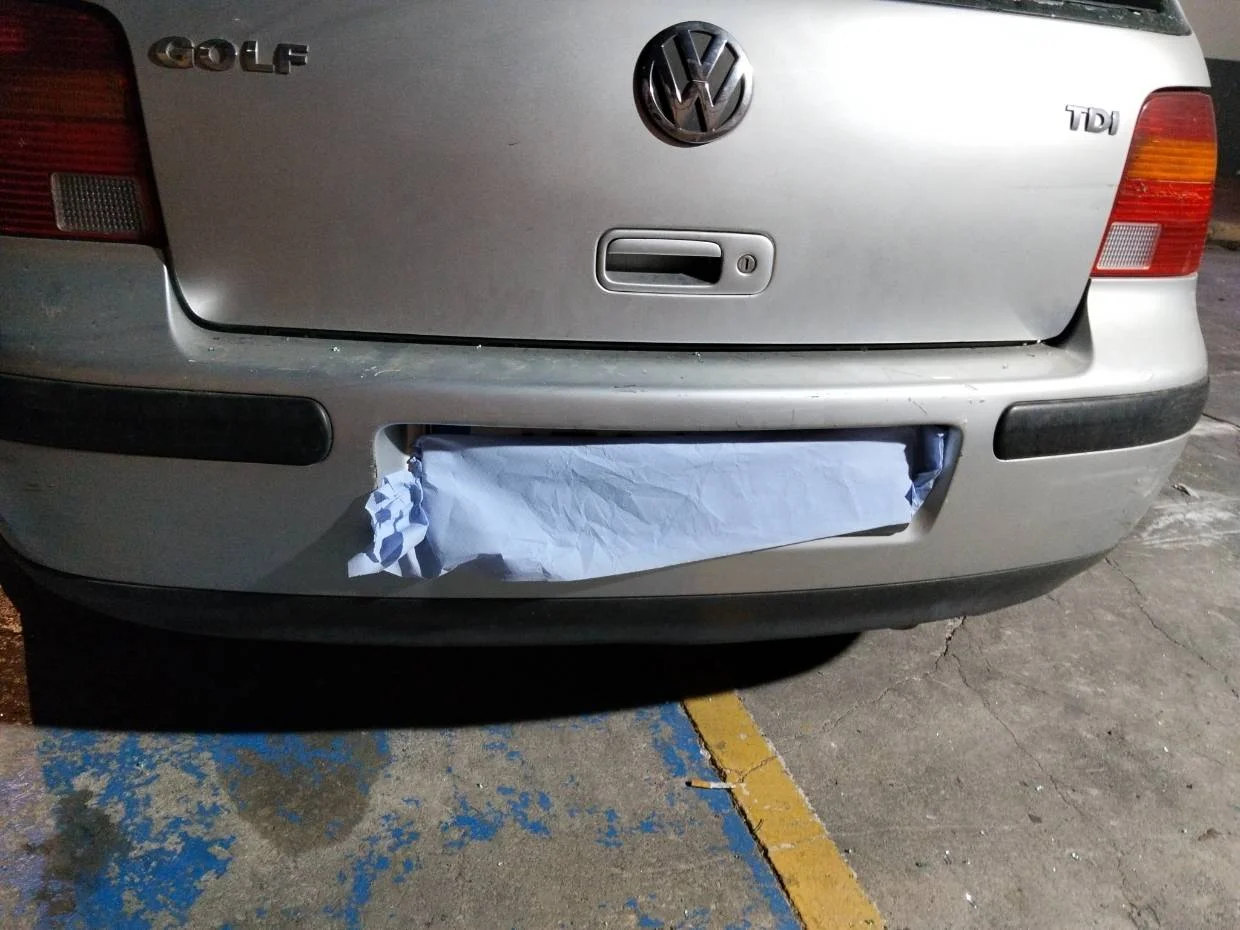 Foto de REFUERZO PARAGOLPES TRASERO VOLKSWAGEN GOLF IV BERLINA (1J1)(10.1997)