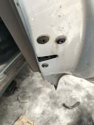 Foto de CERRADURA PUERTA TRASERA DERECHA SEAT ALTEA (5P1) 1.9 TDI (105 CV / 77 KW) referencia 1P0839015A