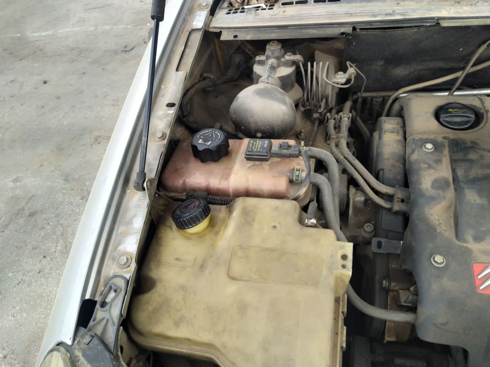 Foto de COMPRESOR AIRE ACONDICIONADO CITROEN C5 BERLINA 2.0 HDi (109 CV / 80 KW) referencia 6453AQ