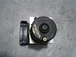 Foto de ABS AUDI A3 (8L) 1.9 TDI (101 CV / 74 KW) referencia 1J0614517J foto 4