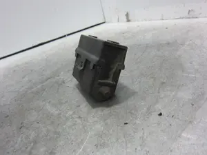 Foto de CAJA RELES / FUSIBLES OPEL ASTRA G BERLINA referencia 24347030 foto 5