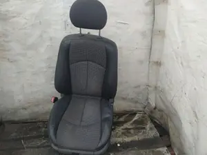 Foto de ASIENTO DELANTERO IZQUIERDO MERCEDES-BENZ CLS (BM 219) 3.0 CDI CAT (224 CV / 165 KW)