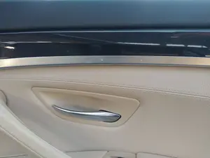 Foto de MANETA INTERIOR DELANTERA DERECHA BMW SERIE 5 TOURING (F11) 2.0 Turbodiesel (218 CV / 160 KW)