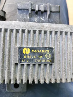 Foto de CAJA PRECALENTAMIENTO RENAULT CLIO II FASE I (B/CB0) referencia 7700109860 foto 2