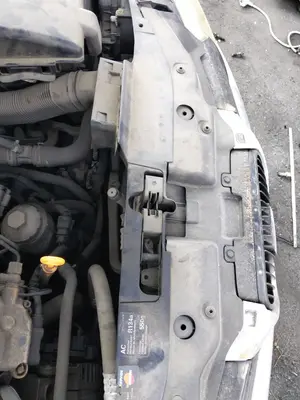 Foto de PANEL FRONTAL SEAT CORDOBA BERLINA (6L2) 1.9 SDI (64 CV / 47 KW)