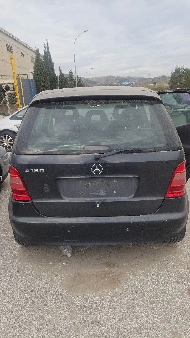 Foto de PORTON TRASERO MERCEDES-BENZ CLASE A (BM 168) 1.6 CAT (102 CV / 75 KW)