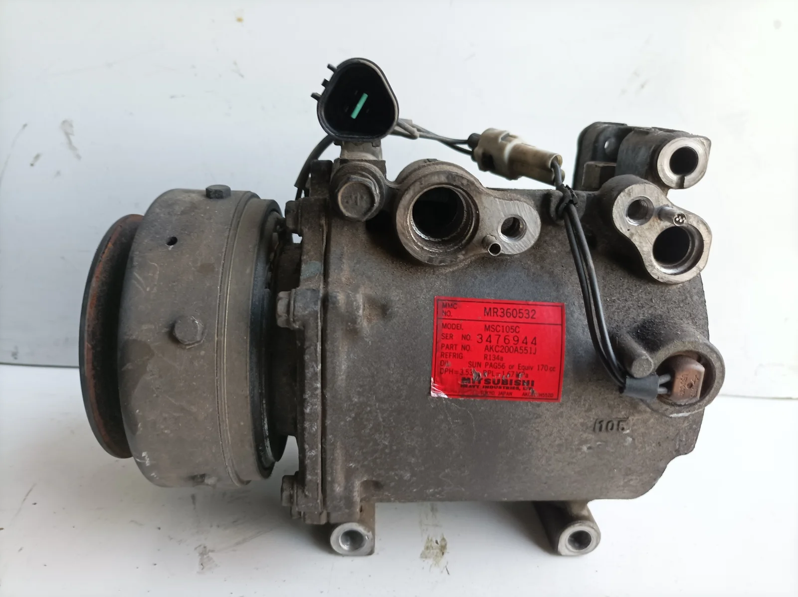 Foto de COMPRESOR AIRE ACONDICIONADO MITSUBISHI MONTERO SPORT (K90) referencia MR360532
