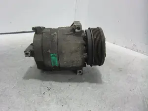 Foto de COMPRESOR AIRE ACONDICIONADO OPEL VECTRA B CARAVAN referencia 90443840 foto 9