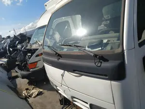 Foto de BRAZO LIMPIA DELANTERO IZQUIERDO NISSAN CABSTAR 3.0 Diesel (125 CV / 92 KW)