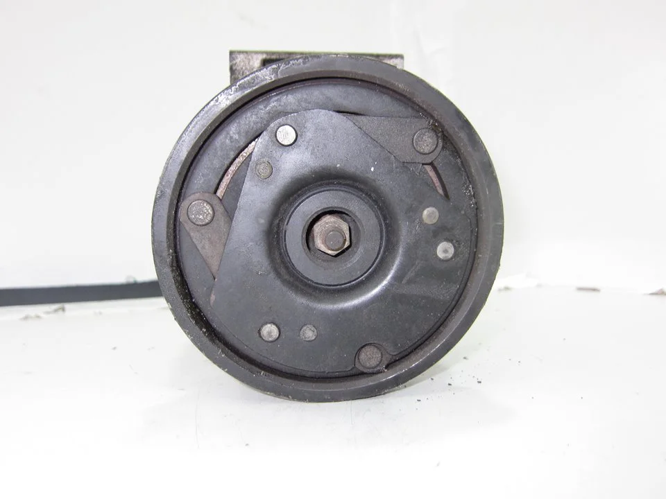 Foto de COMPRESOR AIRE ACONDICIONADO RENAULT CLIO II FASE I (B/CB0) referencia 6560630