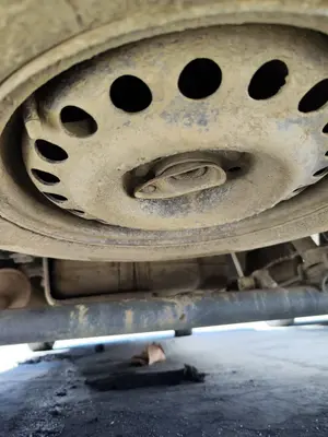 Foto de RUEDA DE REPUESTO FORD TRANSIT CONNECT (TC7) 1.8 TDCi CAT (90 CV / 66 KW)