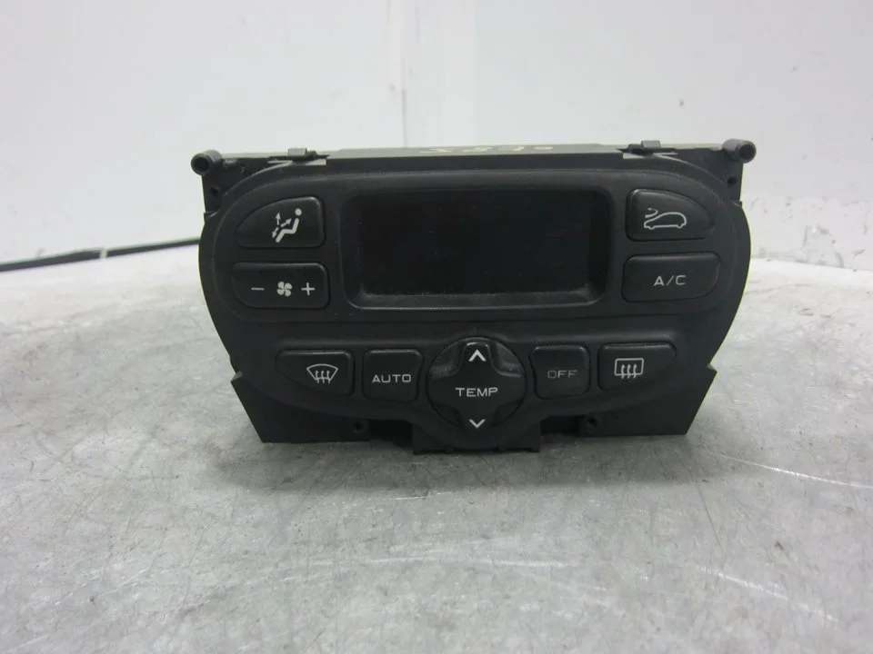 Foto de MANDO CALEFACCION / AIRE ACONDICIONADO PEUGEOT 206 1.6 16V CAT (109 CV / 80 KW) referencia 96430550XT
