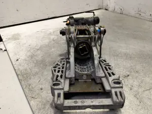 Foto de COLUMNA DIRECCION VOLKSWAGEN PASSAT BERLINA (3B3) 1.9 TDI (131 CV / 96 KW) foto 4