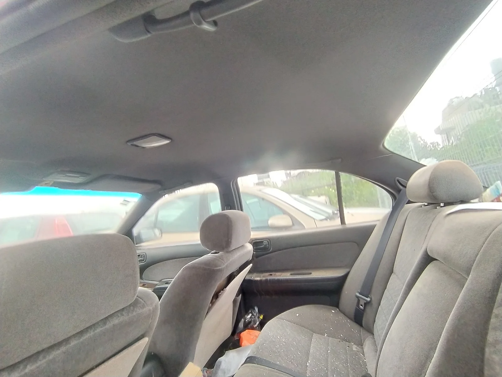 Foto de TECHO INTERIOR NISSAN MAXIMA QX (A32) 2.0 V6 24V CAT (140 CV / 103 KW)