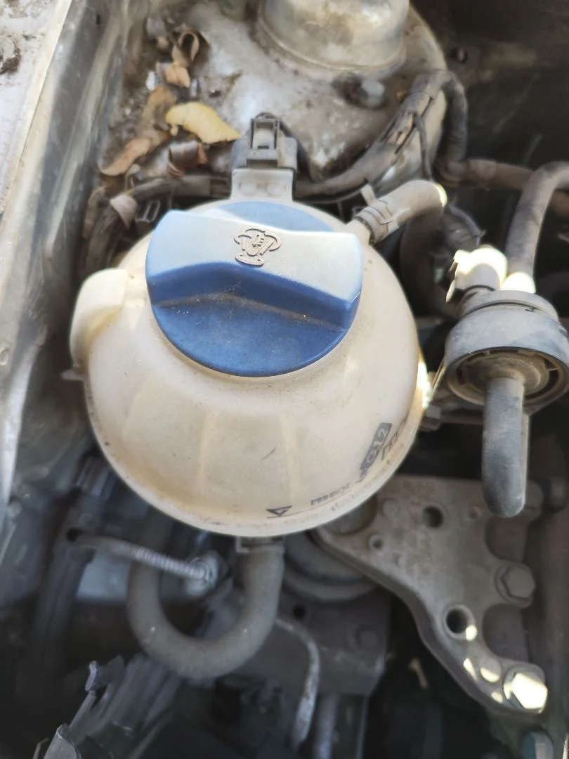 Foto de DEPOSITO EXPANSION VOLKSWAGEN POLO IV (9N1) 1.4 16V (75 CV / 55 KW)