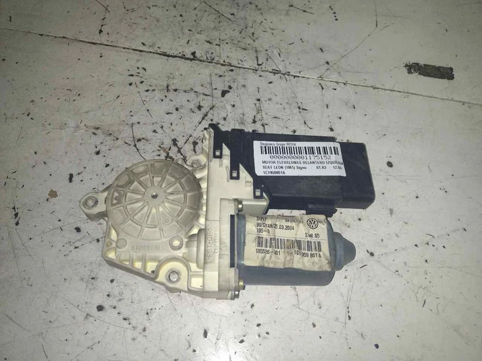 Foto de MOTOR ELEVALUNAS DELANTERO IZQUIERDO SEAT LEON (1M1) 1.9 TDI (131 CV / 96 KW) referencia 1C1959801A
