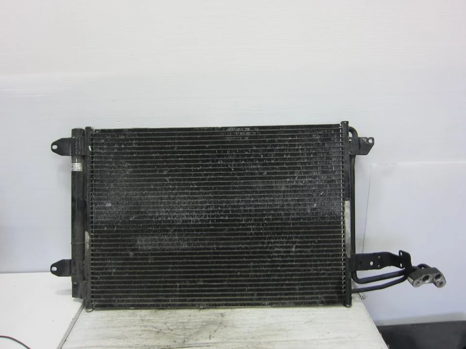 Foto de RADIADOR CALEFACCION / AIRE ACONDICIONADO SEAT ALTEA XL (5P5) 1.9 TDI (105 CV / 77 KW)