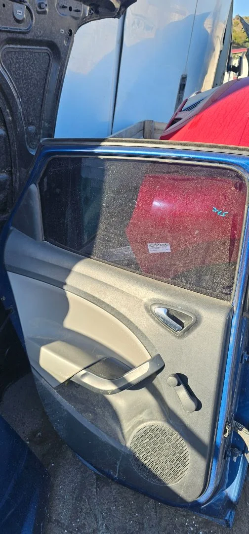 Foto de ELEVALUNAS TRASERO IZQUIERDO SEAT IBIZA BERLINA (6J5) 1.2 TSI (86 CV / 63 KW)