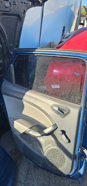 Foto de ELEVALUNAS TRASERO IZQUIERDO SEAT IBIZA BERLINA (6J5) 1.2 TSI (86 CV / 63 KW)