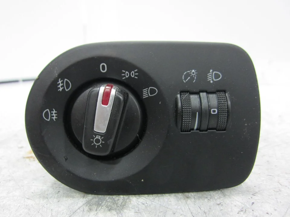 Foto de MANDO LUCES SEAT LEON (1P1) 1.6 TDI (105 CV / 77 KW) referencia 1P1941431BR
