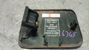 Foto de TAPA EXTERIOR COMBUSTIBLE MITSUBISHI GALANT BERLINA (E50) 2.5 V6 CAT (170 CV / 125 KW) referencia MB907638 foto 2