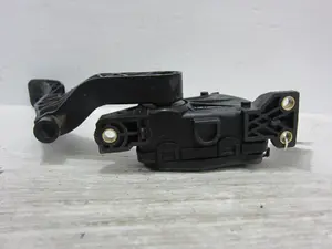 Foto de PEDAL ACELERADOR AUDI A3 (8L) 1.9 TDI (110 CV / 81 KW) referencia 1J1721503H foto 4