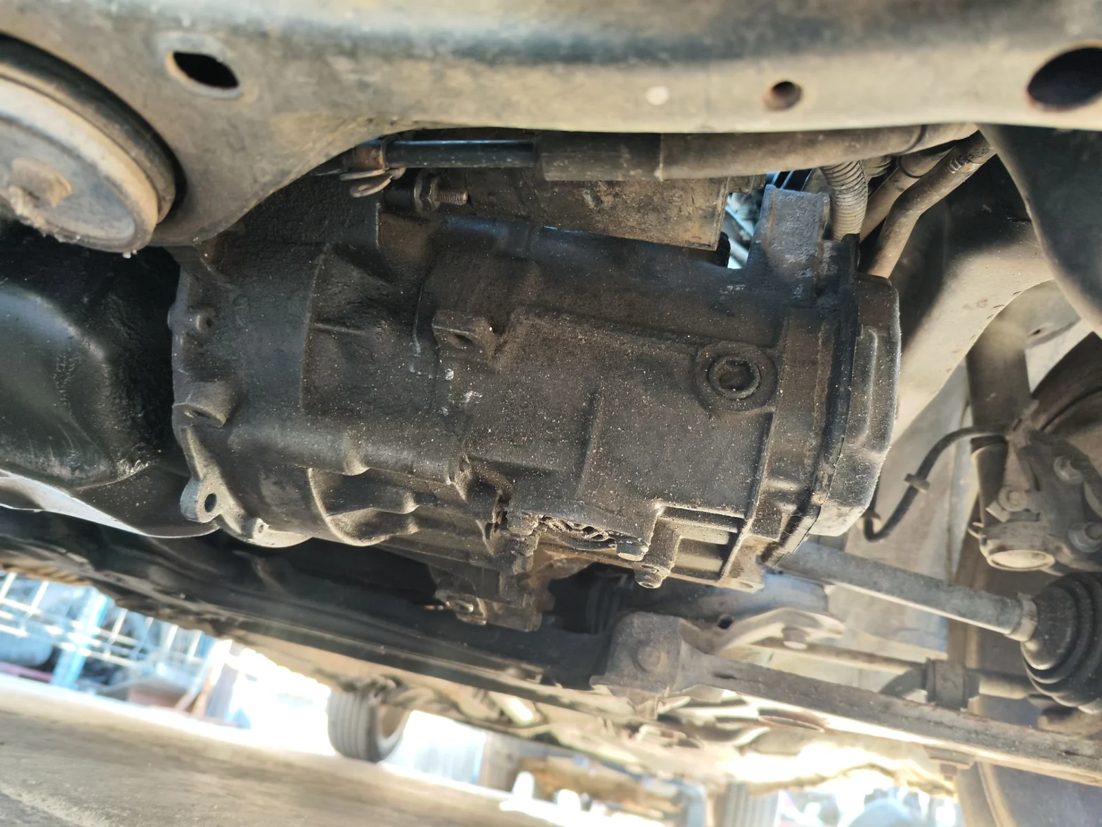 Foto de CAJA CAMBIOS VOLKSWAGEN GOLF III (1H1)(11.1991) 1.9 TDI (110 CV / 81 KW)