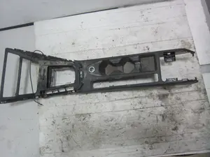 Foto de NO IDENTIFICADO VOLKSWAGEN POLO VI (AW1)(08.2017) 1.0  (65 CV / 48 KW) referencia 2G1863243A