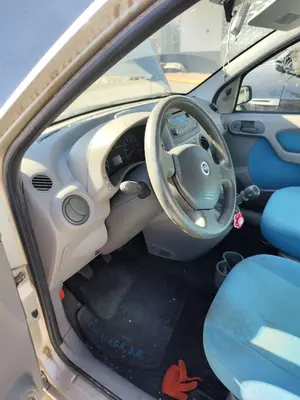 Foto de SALPICADERO FIAT II PANDA (169) 1.2 CAT (60 CV / 44 KW) foto 1