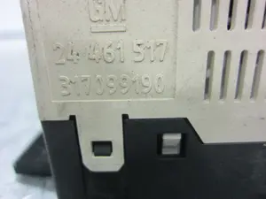 Foto de PANTALLA MULTIFUNCION OPEL ASTRA G BERLINA 2.0 DTI (101 CV / 74 KW) referencia 24461517 foto 2