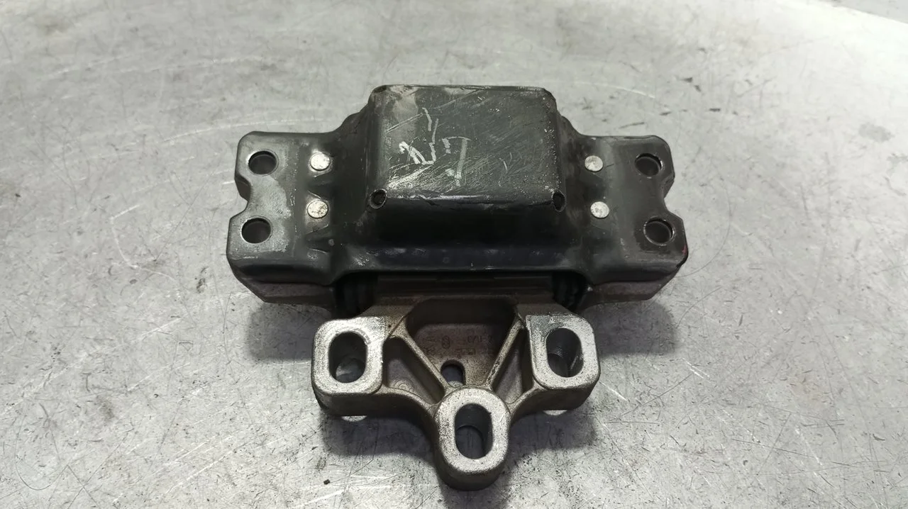 Foto de SOPORTE MOTOR SEAT LEON (1P1) 2.0 TDI (170 CV / 125 KW) referencia 1K0199555T