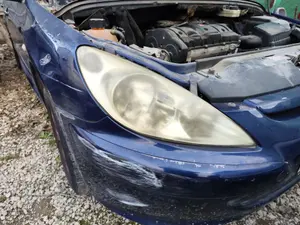 Foto de FARO DERECHO PEUGEOT 307 (S1)(04.2001) 1.6 16V CAT (109 CV / 80 KW)