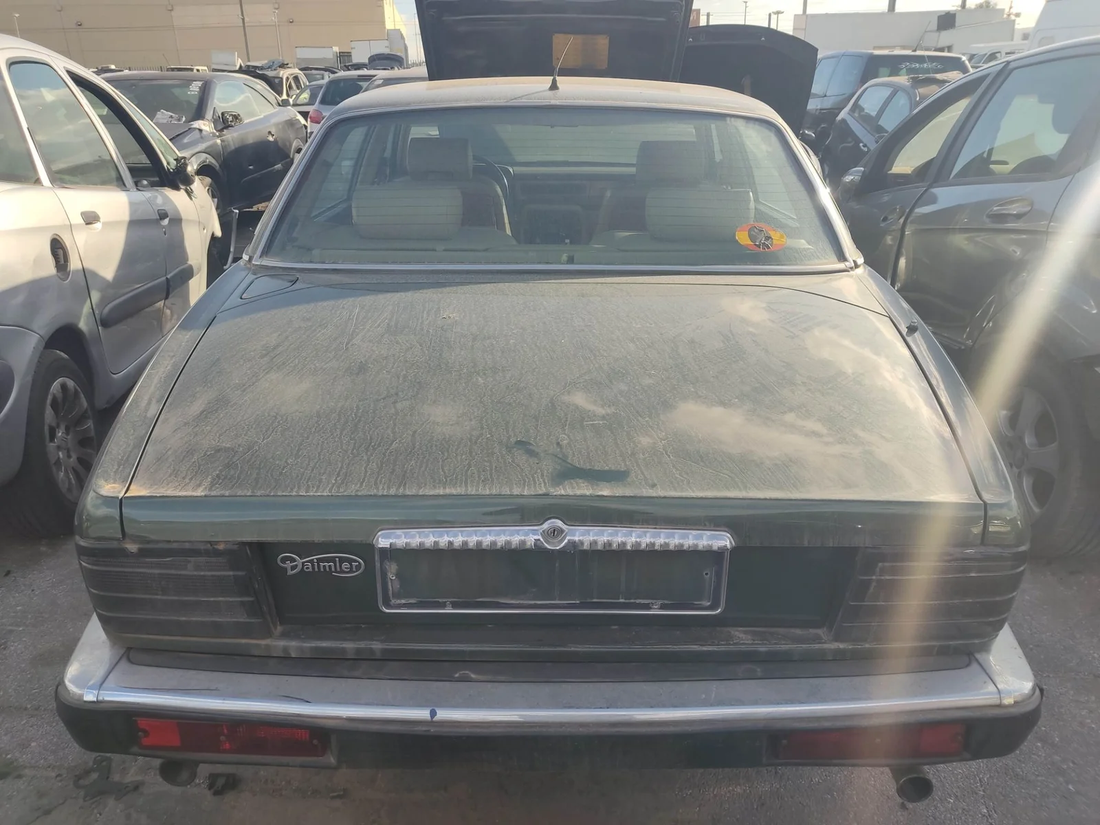 Foto de PORTON TRASERO JAGUAR XJ 4.0 CAT (222 CV / 163 KW)