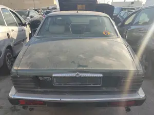 Foto de PORTON TRASERO JAGUAR XJ 4.0 CAT (222 CV / 163 KW)